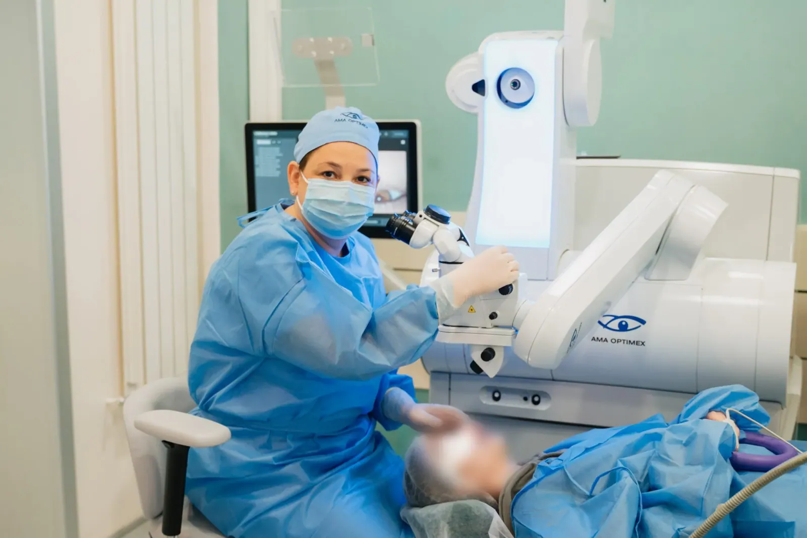 Dr. Miruna Nicolae — chirurgie refractivă, Ama Optimex
