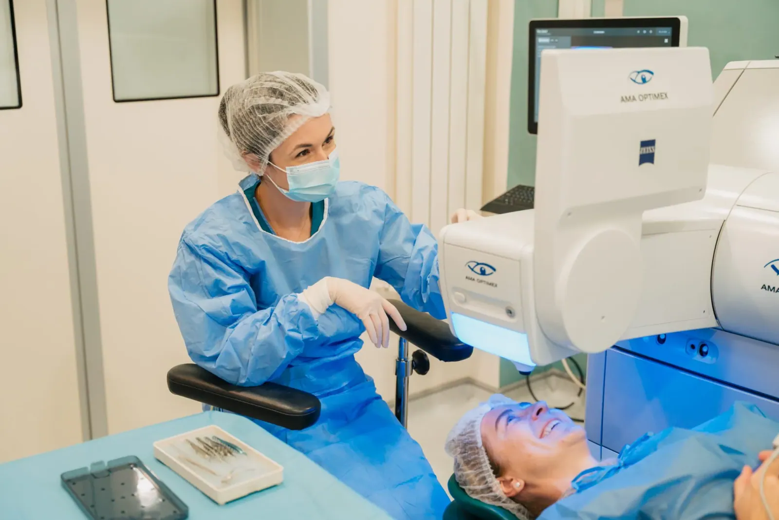 Dr. Raluca Moisescu — chirurgie refractivă, Ama Optimex